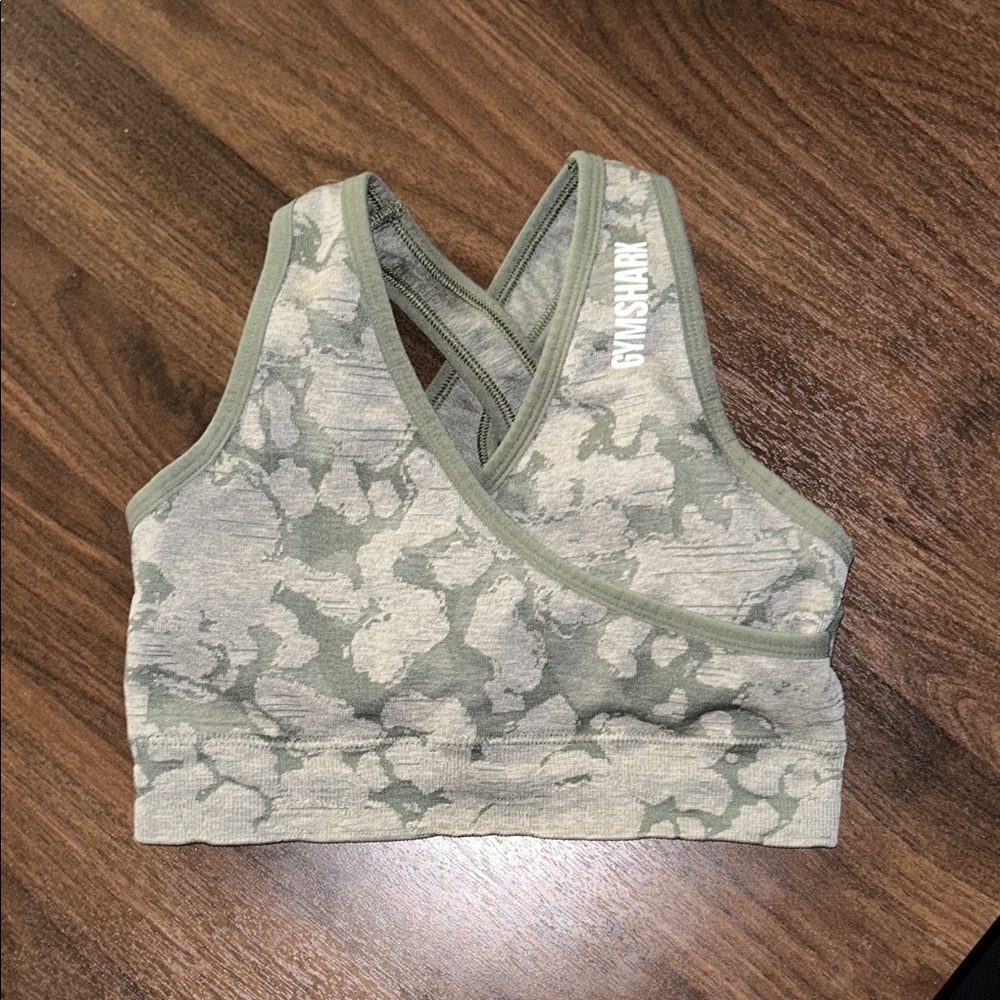 Gymshark Olive Camo Seamless Cross-Back Sports Bra Women’s XS